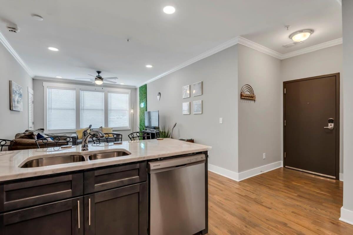 Modern Nations Condo - Walkable - 5 Mi Downtown Нашвілл Екстер'єр фото