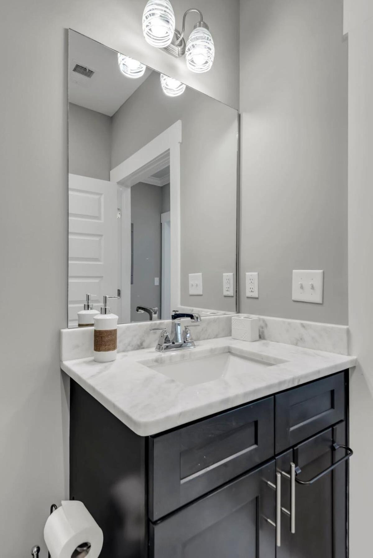 Modern Nations Condo - Walkable - 5 Mi Downtown Нашвілл Екстер'єр фото